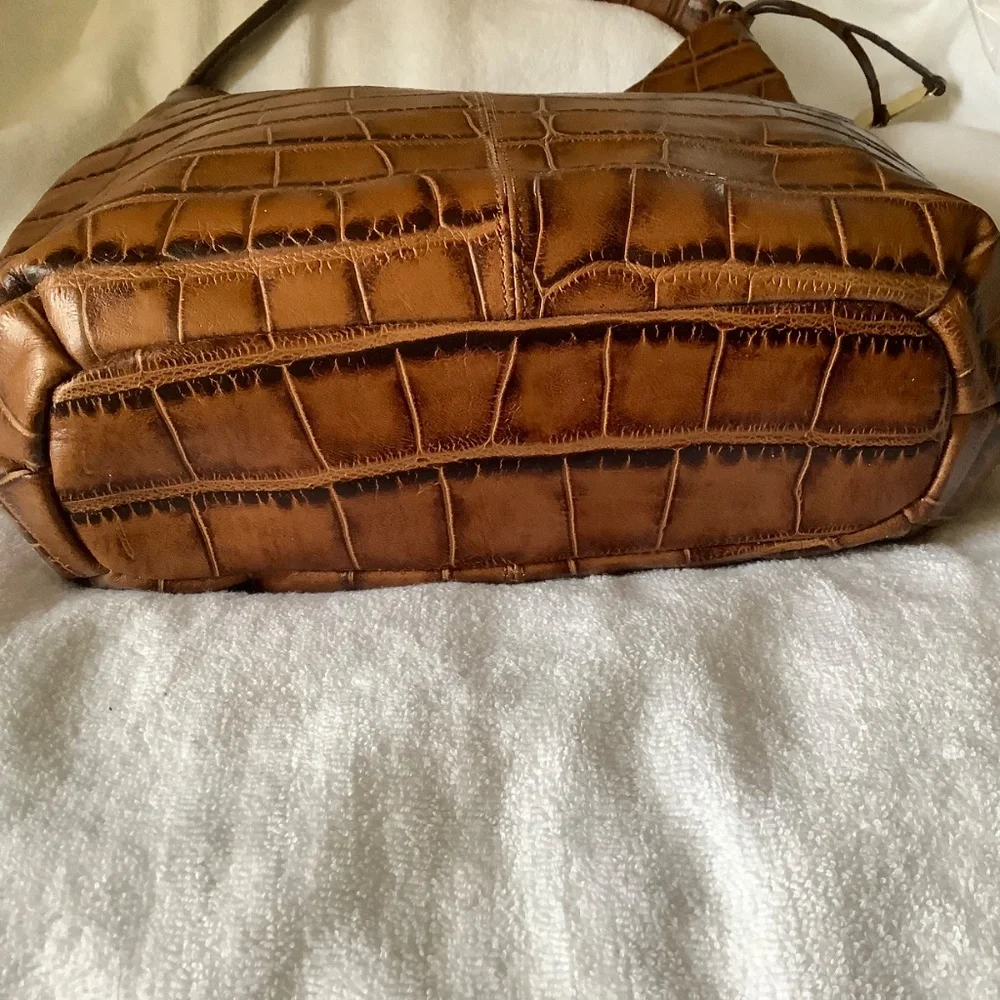 G.I.L.I. Leather North/South Hobo Bag Tote Brown Croc SZ Large